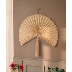 éventail décoratif fait main